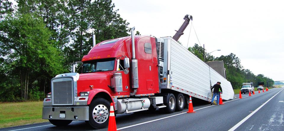 Among our services we also offer big wreckers that can handle any towing situation!